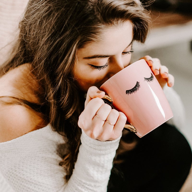 Pink Eyelashes Gold Coffee Mug