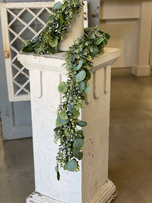 Enclave Eucalyptus Garland 6'