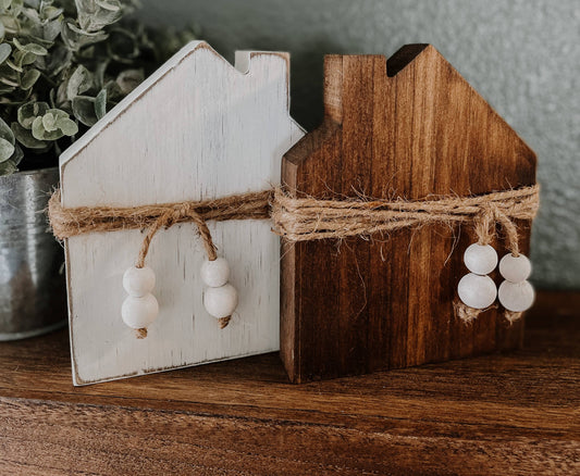 Wood Mini House Shelf Sitter